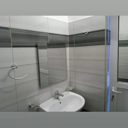 Center Sunrise * Ksamil