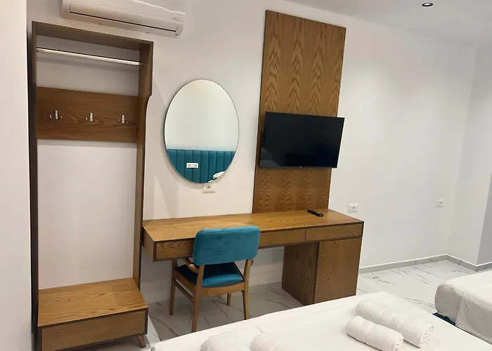 Center Sunrise Villa *