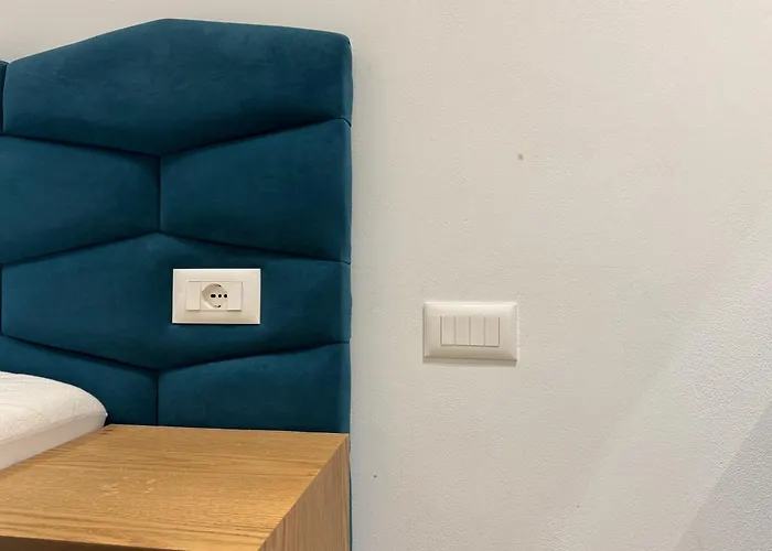 Center Sunrise * Ksamil