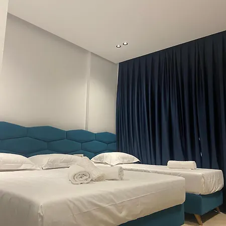 Center & Pool * 卡萨米尔