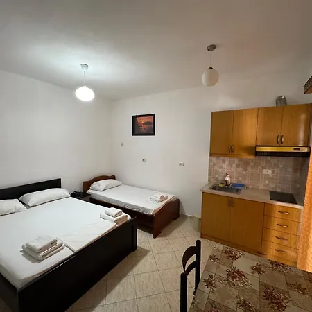 Center & Pool Villa *