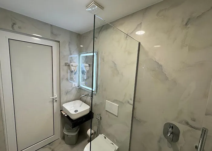 Center Sunrise * 卡萨米尔