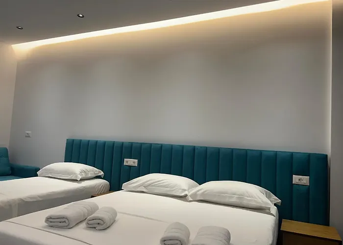 Center Sunrise * 卡萨米尔